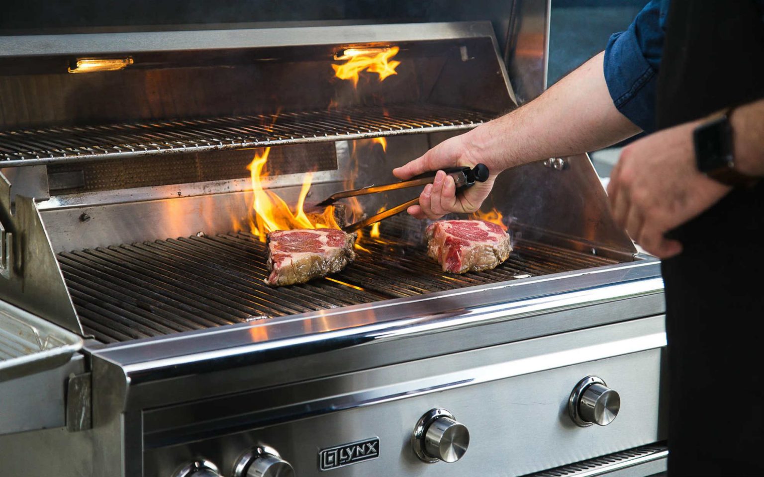 Lynx grill